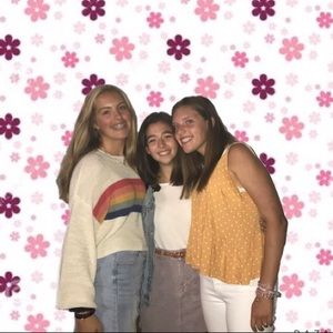 Meet your Posher, Nora